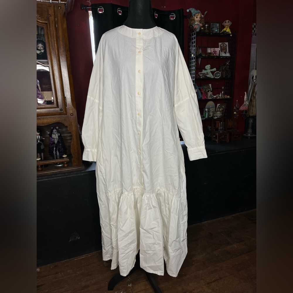 Mr. Larkin chic Ivory Button-Front Maxi Dress